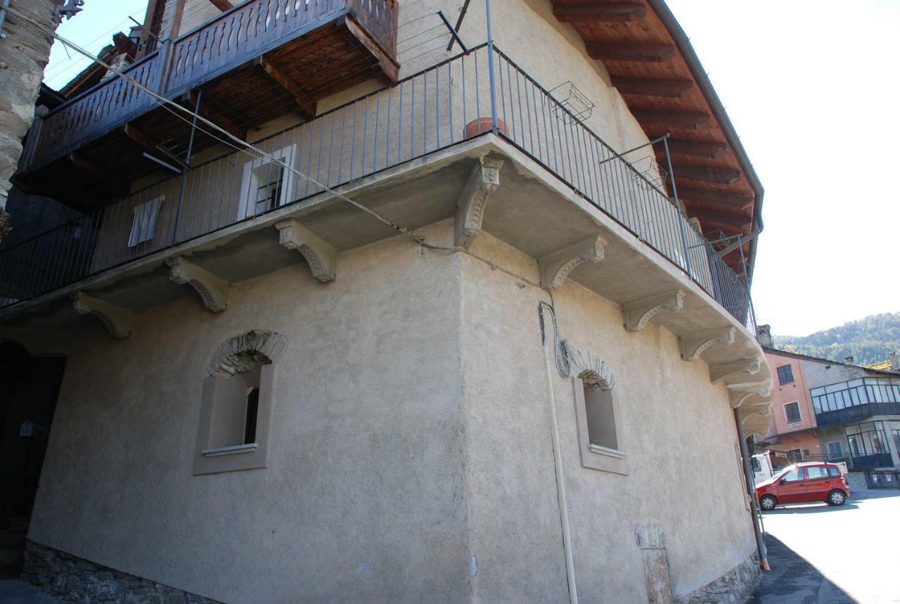 Maison Grivon Appartamento Becca Di Nona Aosta Zewnętrze zdjęcie